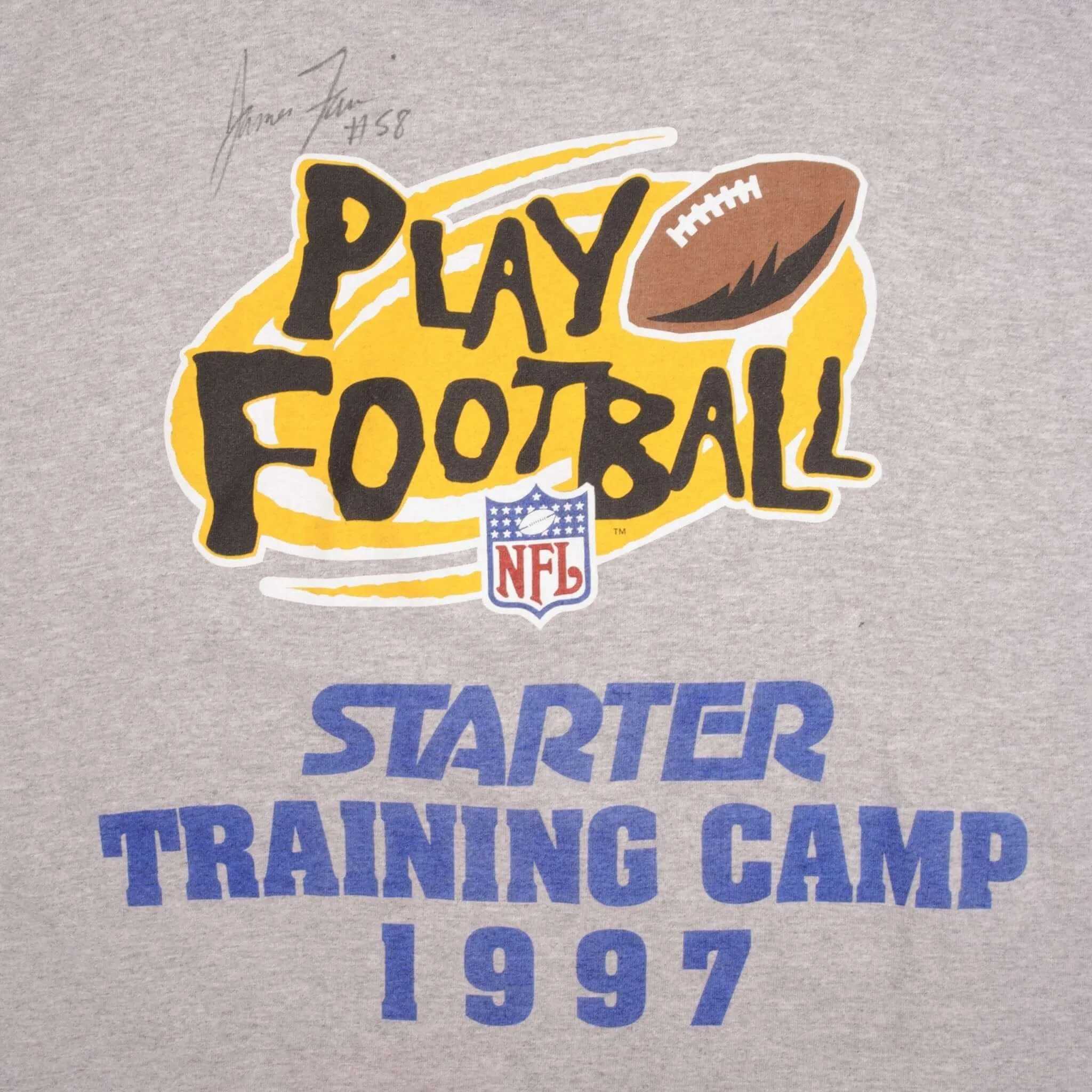 VINTAGE NFL NEW YORK JETS 1997 SIGNED BY JAMES FARRIOR TEE SHIRT MEDIUM MADE USA